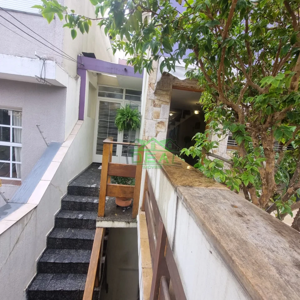 Imagens do imóveis Sobrado para Venda no Alto da Lapa, 3 dormitórios sendo 1 suíte, 3 vagas e quintal