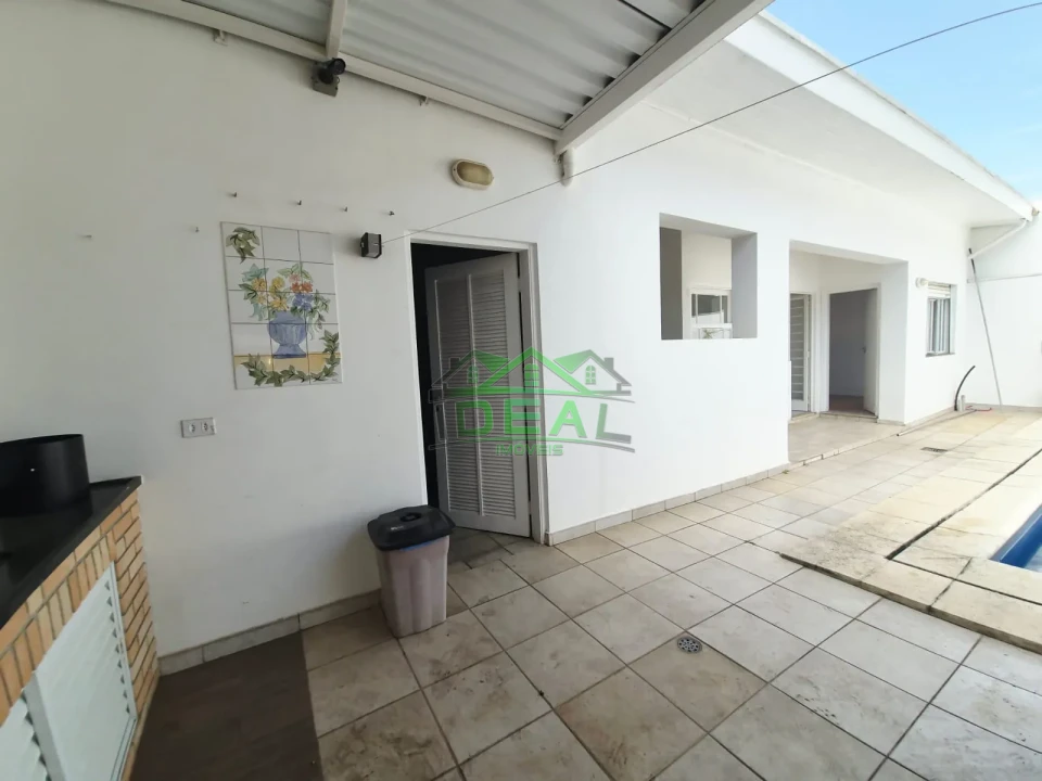Imagens do imóveis Casa térrea para locação | 3 dormitórios, sendo 1 suíte, com piscina
