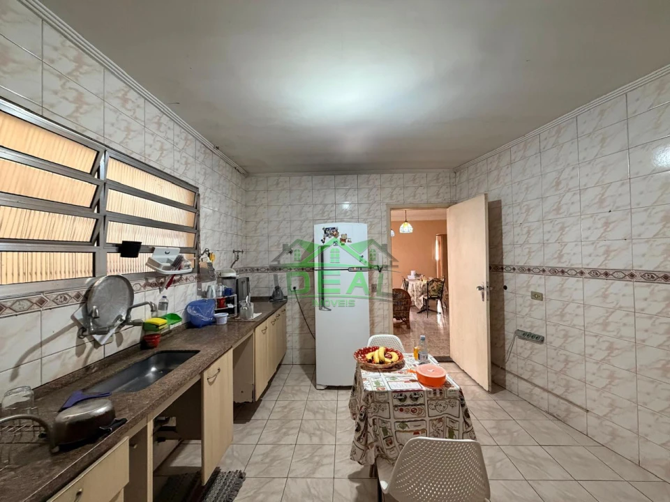 Casa para Venda no Parque da Lapa, 3 Doms, 3 Banheiros e 3 Vagas