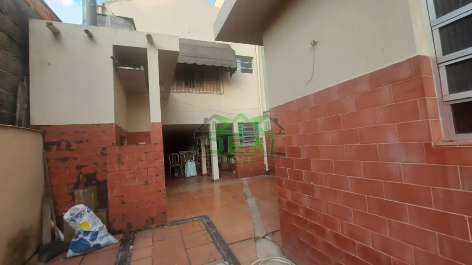 Casa Térrea a venda- 3 dormitórios sendo 1 suíte
