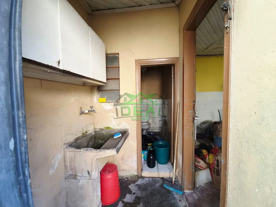 Casa térrea a venda, 2 casas no mesmo terreno, 3 vagas de garagem