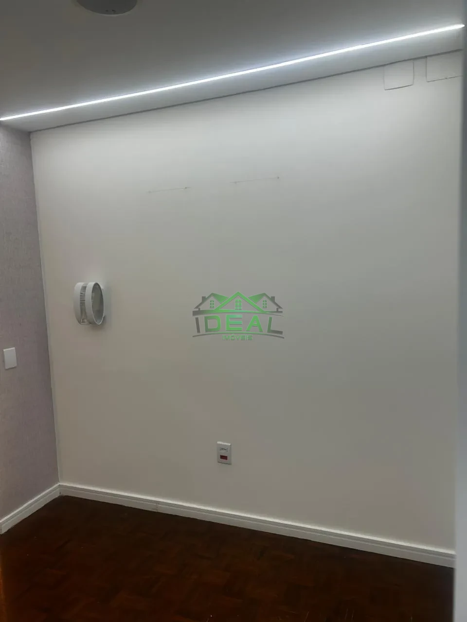 Sobrado Comercial de Alto Padrão | 425m², 19 Amplas Salas e 15 Vagas