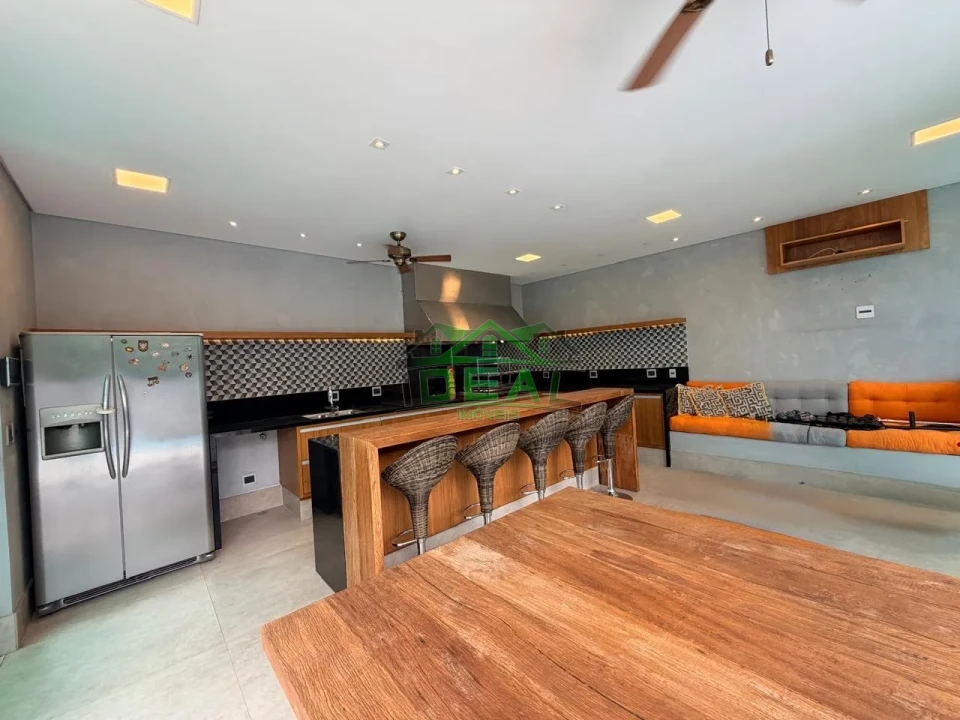 Imagens do imóveis Linda Casa de Arquiteto para Venda no Alto da Lapa, Espaço Gourmet e Piscina