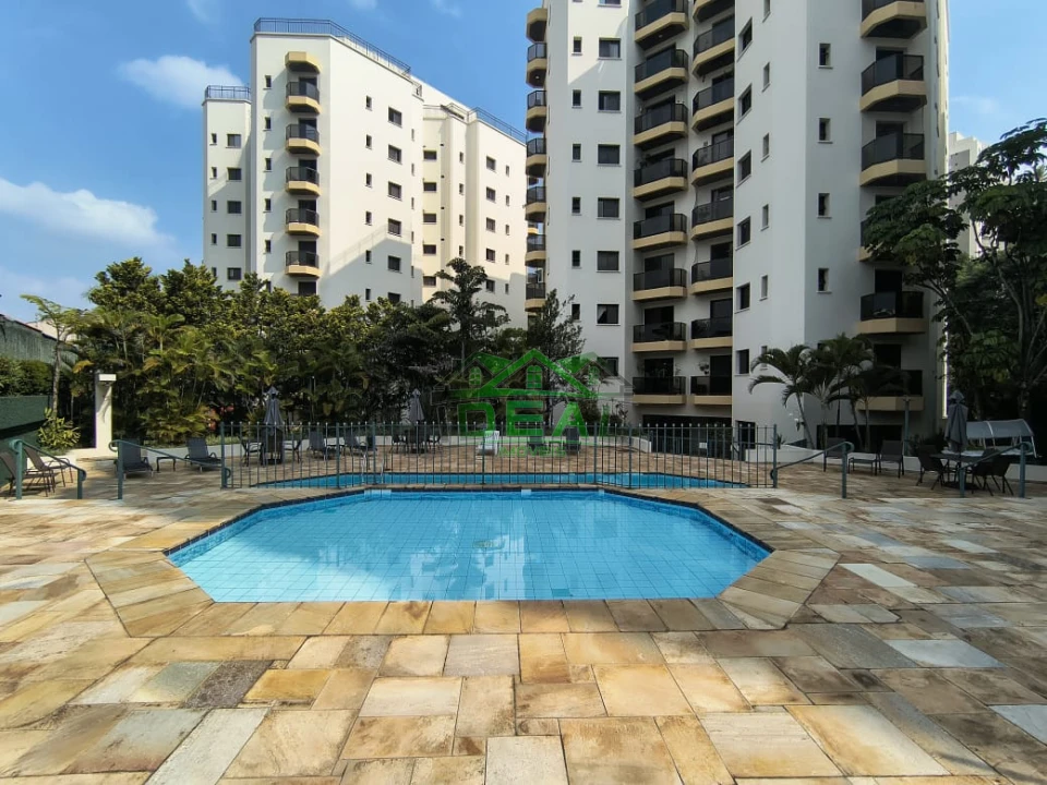 Apartamento a venda. Excelente localização. 3 Dormitórios sendo 1 suíte, 2 vagas