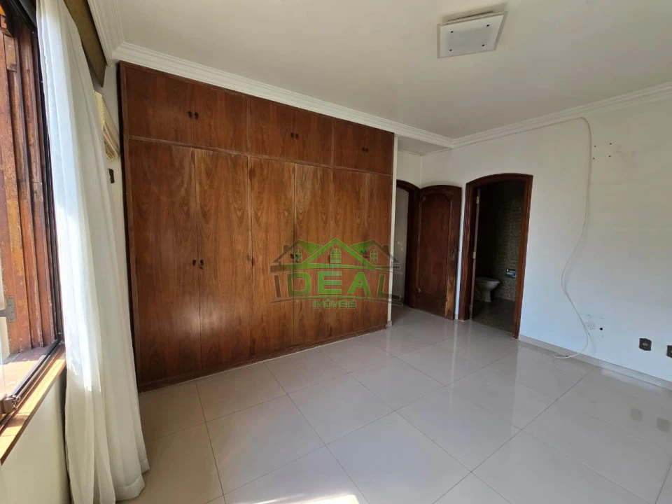 Sobrado para Locação no Boaçava, Piscina e Churrasqueira