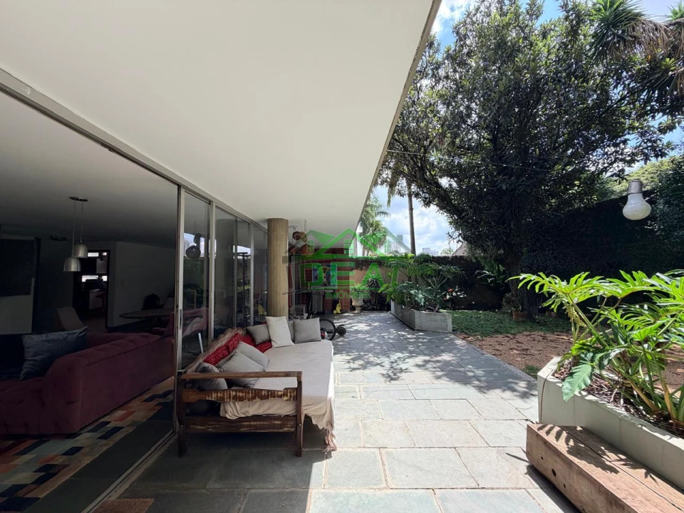 Imagens do imóveis Casa de Arquiteto para Aluguel no Boaçava, 4 dorm, 2 suites e 6 vagas