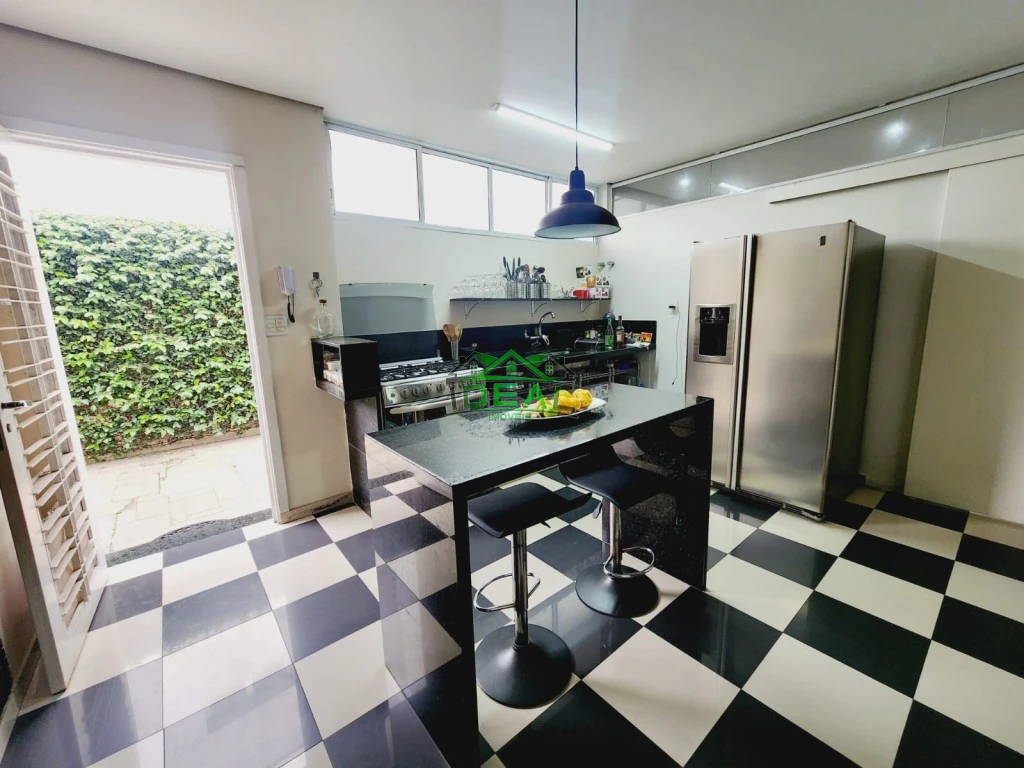 Casa Térrea para Venda no Alto da Lapa, bem localizada e rua arborizada Imagens do imóveis Casa Térrea para Venda no Alto da Lapa, bem localizada e rua arborizada