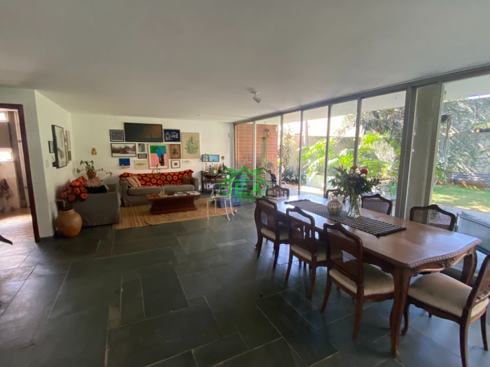 Imagens do imóveis Casa de Arquiteto para Aluguel no Boaçava, 4 dorm, 2 suites e 6 vagas