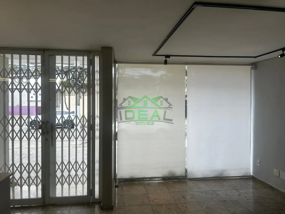 Sobrado Comercial de Alto Padrão | 425m², 19 Amplas Salas e 15 Vagas