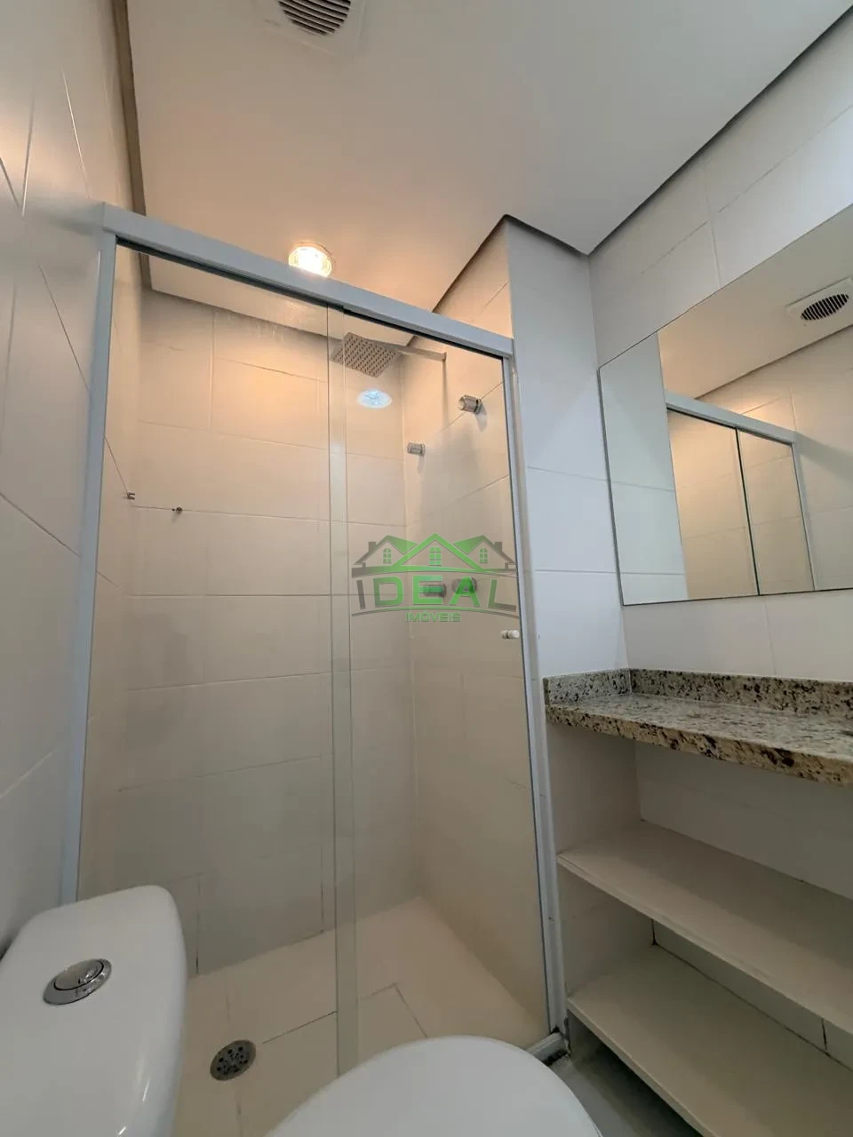 Apartamento para Locação na Vila Ipojuca, Varanda e Lazer Completo
