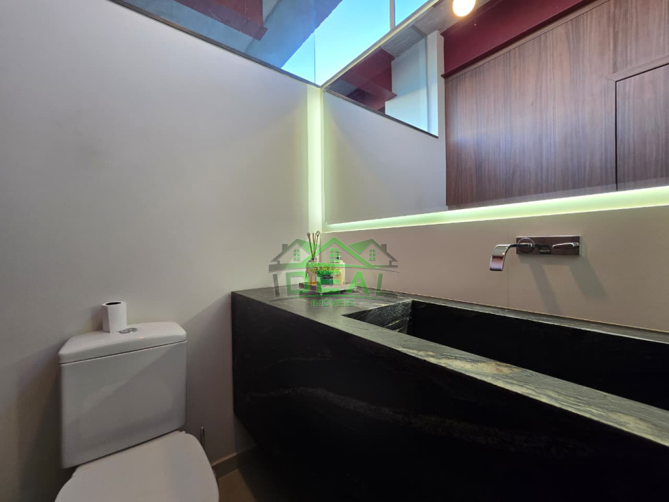 Nova casa de arquiteto à venda no Alto da Lapa!