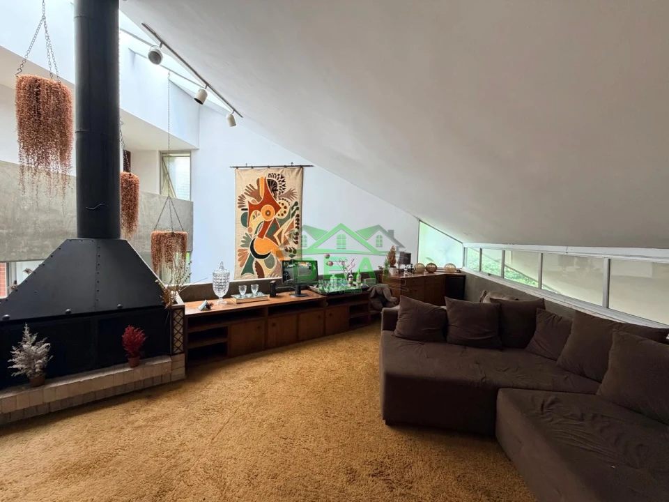 Imagens do imóveis Casa de Arquiteto para Aluguel no Boaçava, 4 dorm, 2 suites e 6 vagas