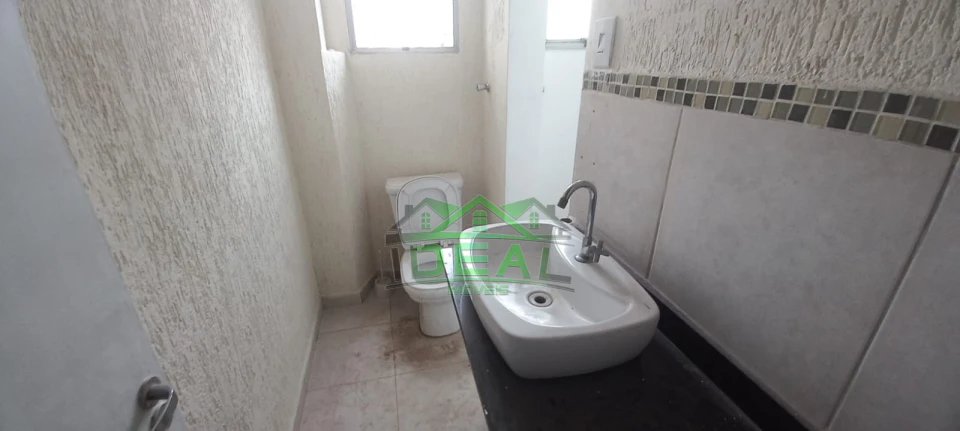 Apartamento para Locação, Próximo ao Metro e Isento de Condomínio/IPTU