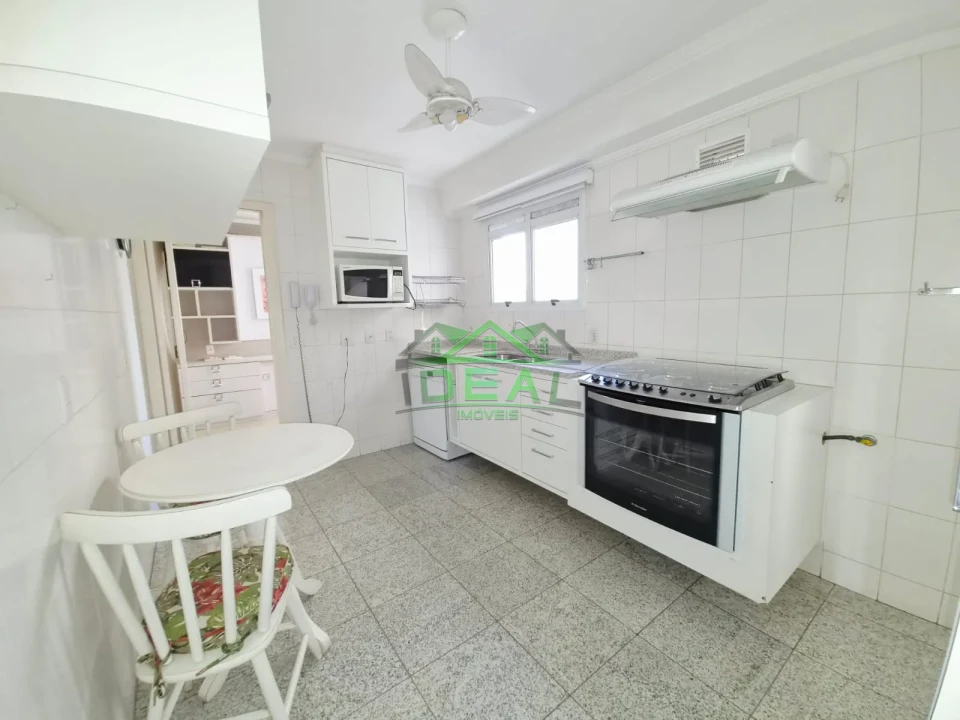 Apartamento a venda com 3 Suítes, armários embutidos, 3 vagas de garagem