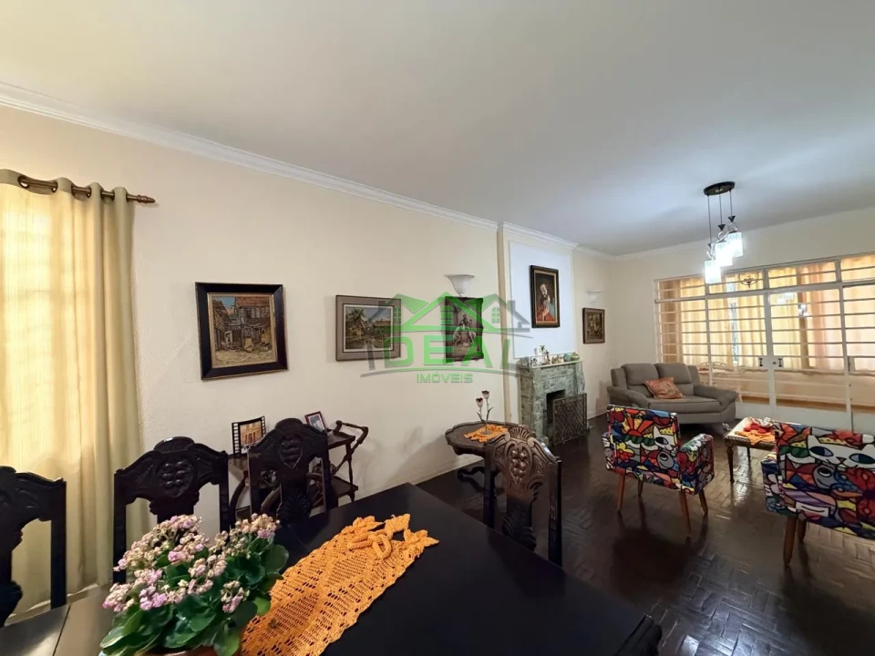 Casa Térrea para Venda no Alto da Lapa, Muito Quintal!