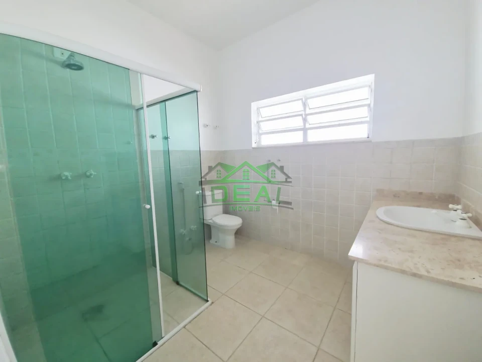Imagens do imóveis Casa térrea para locação | 3 dormitórios, sendo 1 suíte, com piscina