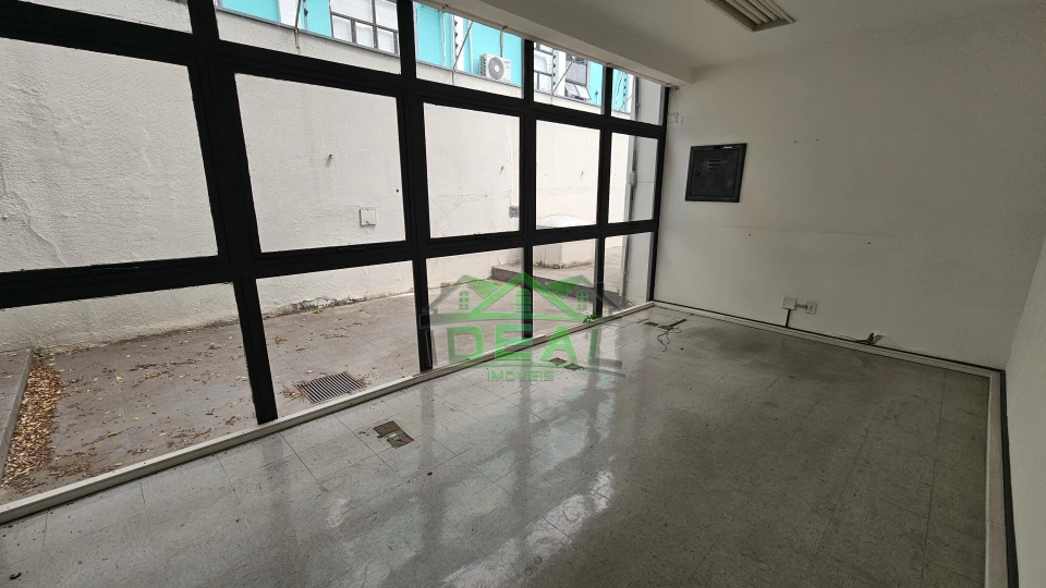 Venda Conjunto Comercial na Lapa, 9 salas, 20 vagas, 1459m²