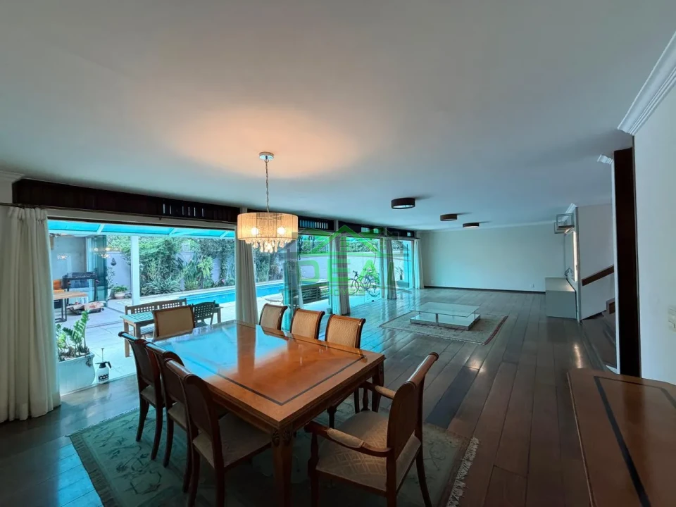 Imagens do imóveis Linda Casa de Arquiteto para Venda no Alto da Lapa, Espaço Gourmet e Piscina