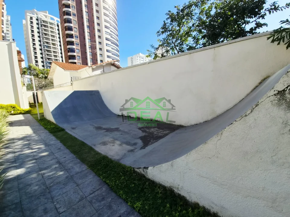 Apartamento a venda com 3 Suítes, armários embutidos, 3 vagas de garagem