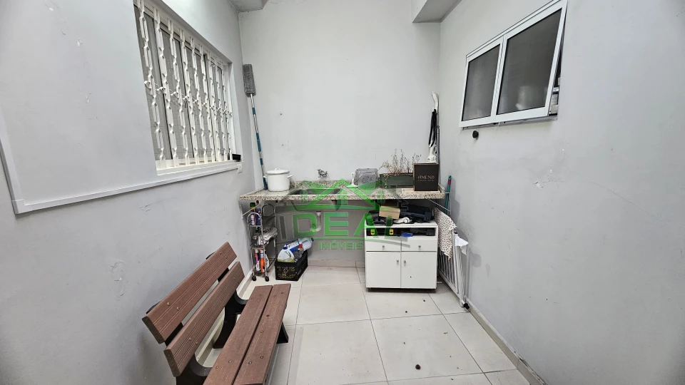 Imagens do imóveis Venda Casa Térrea no Alto da Lapa, 3 suítes, 3 vagas, 386m²