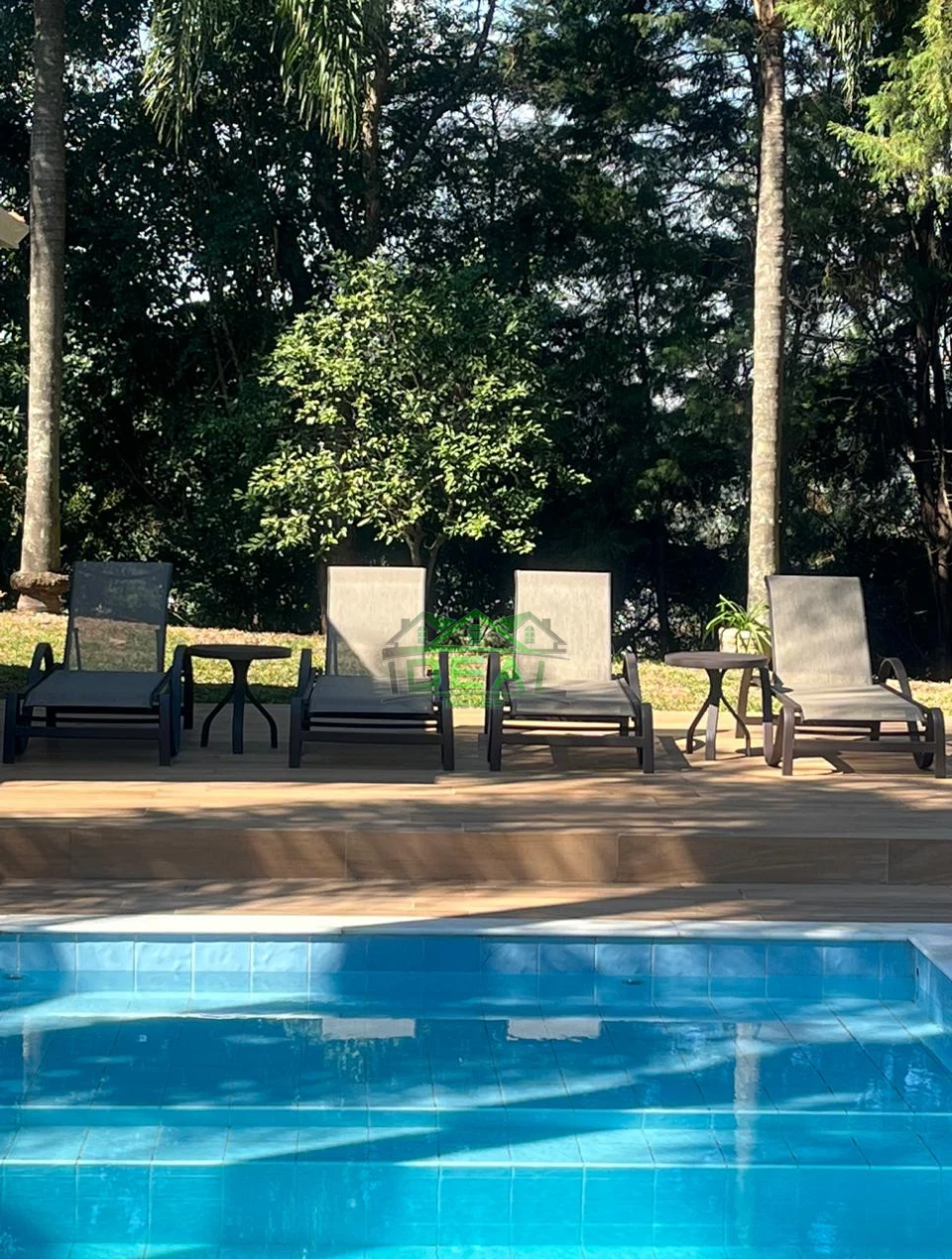 Casa de Condomínio para comprar 450m², 3 suítes, 6 vagas e 5 banheiros