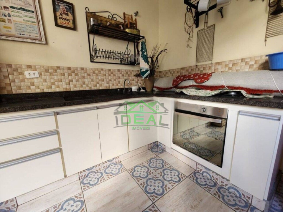 Venda Casa no Sumaré, 2 dorm, 2 suítes, 2 vagas, 160m²