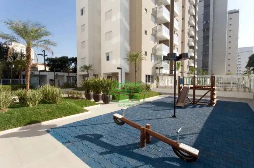 Apartamento para Compra na Lapa, 2 Dorms sendo 1 suíte, 2 vagas, 60m²