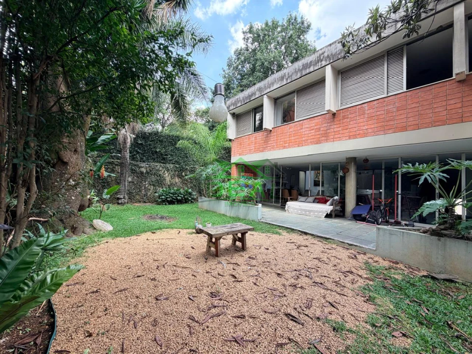 Imagens do imóveis Casa de Arquiteto para Aluguel no Boaçava, 4 dorm, 2 suites e 6 vagas