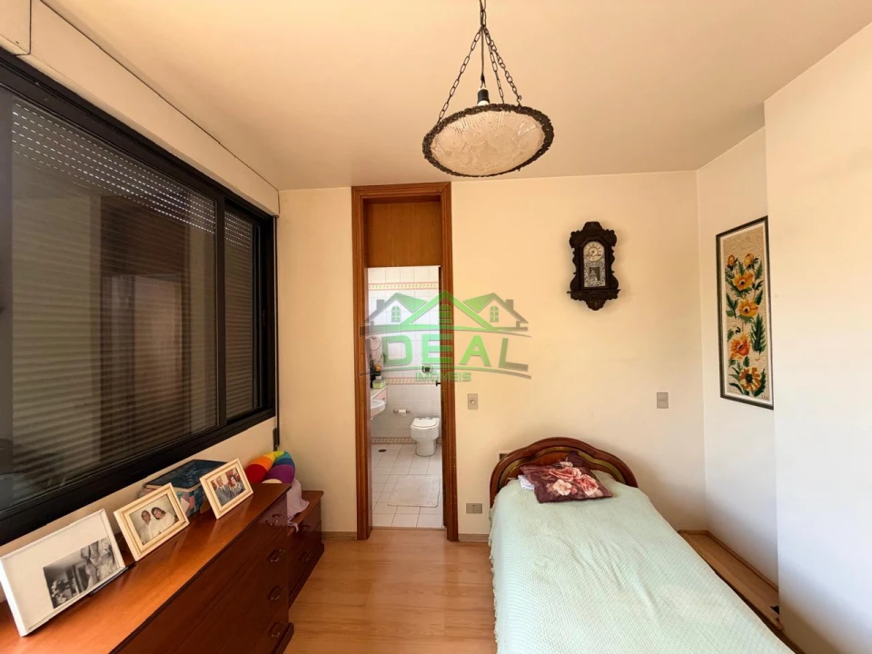 Imagens do imóveis Espaçoso Sobrado para Venda no Alto da Lapa, 4 suítes, 6 Banheiros e 6 Vagas