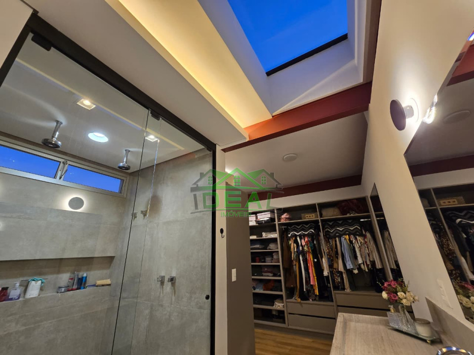 Nova casa de arquiteto à venda no Alto da Lapa!