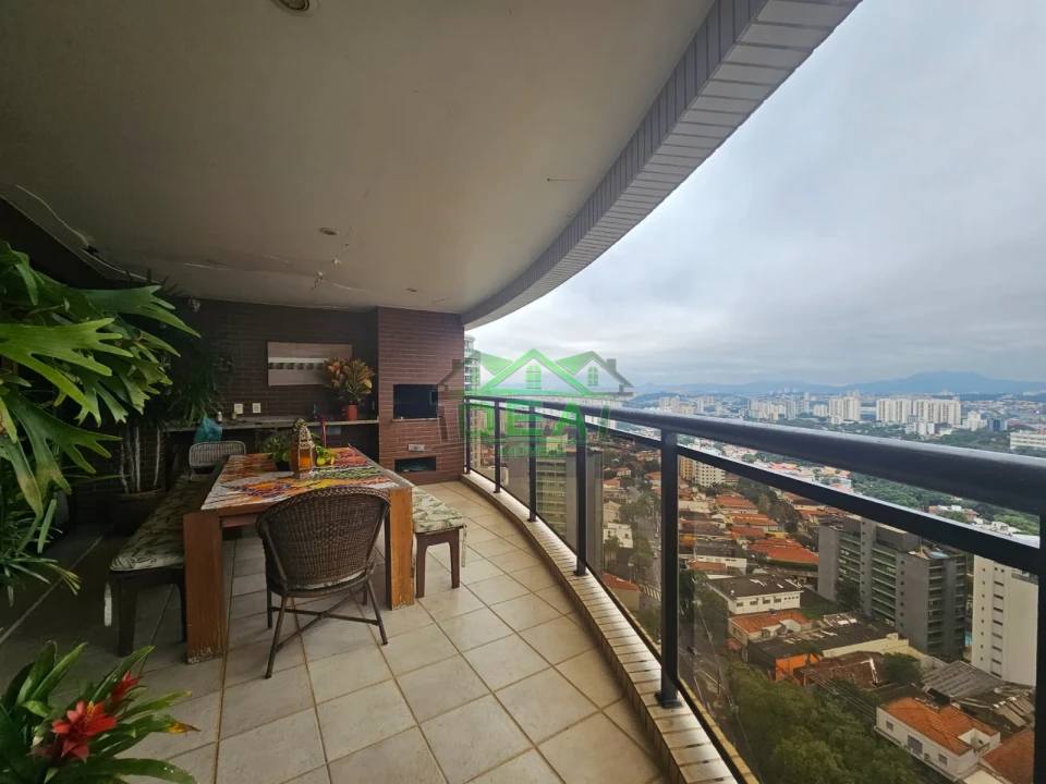 Apartamento de Alto Padrão  | 247m², 4 Suítes, 4 Vagas