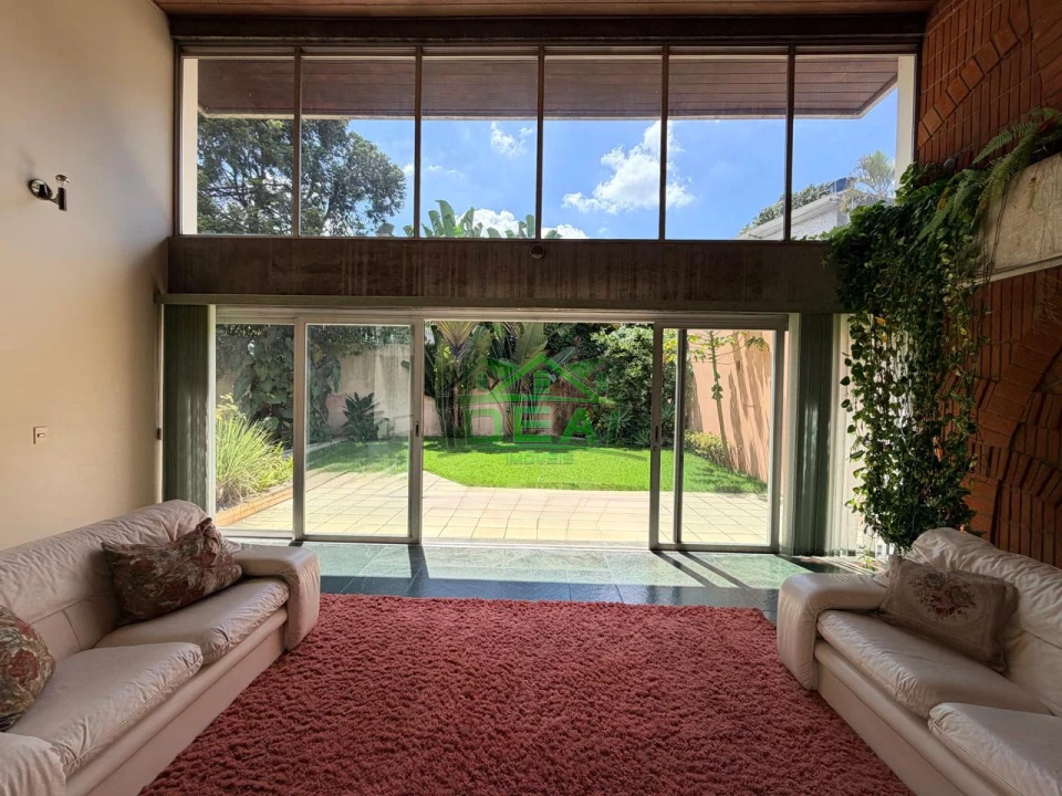 Imagens do imóveis Espaçoso Sobrado para Venda no Alto da Lapa, 4 suítes, 6 Banheiros e 6 Vagas