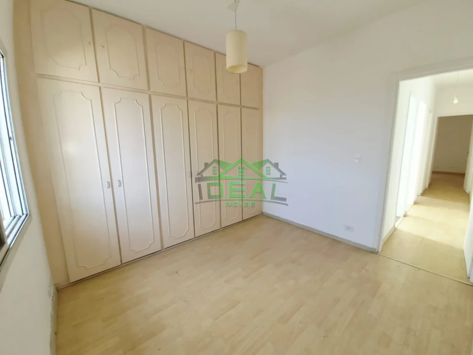 Imagens do imóveis Casa para locação, com 3 dormitórios, 2 vagas, Próximo ao MC DONALDS , na Cerro Corá