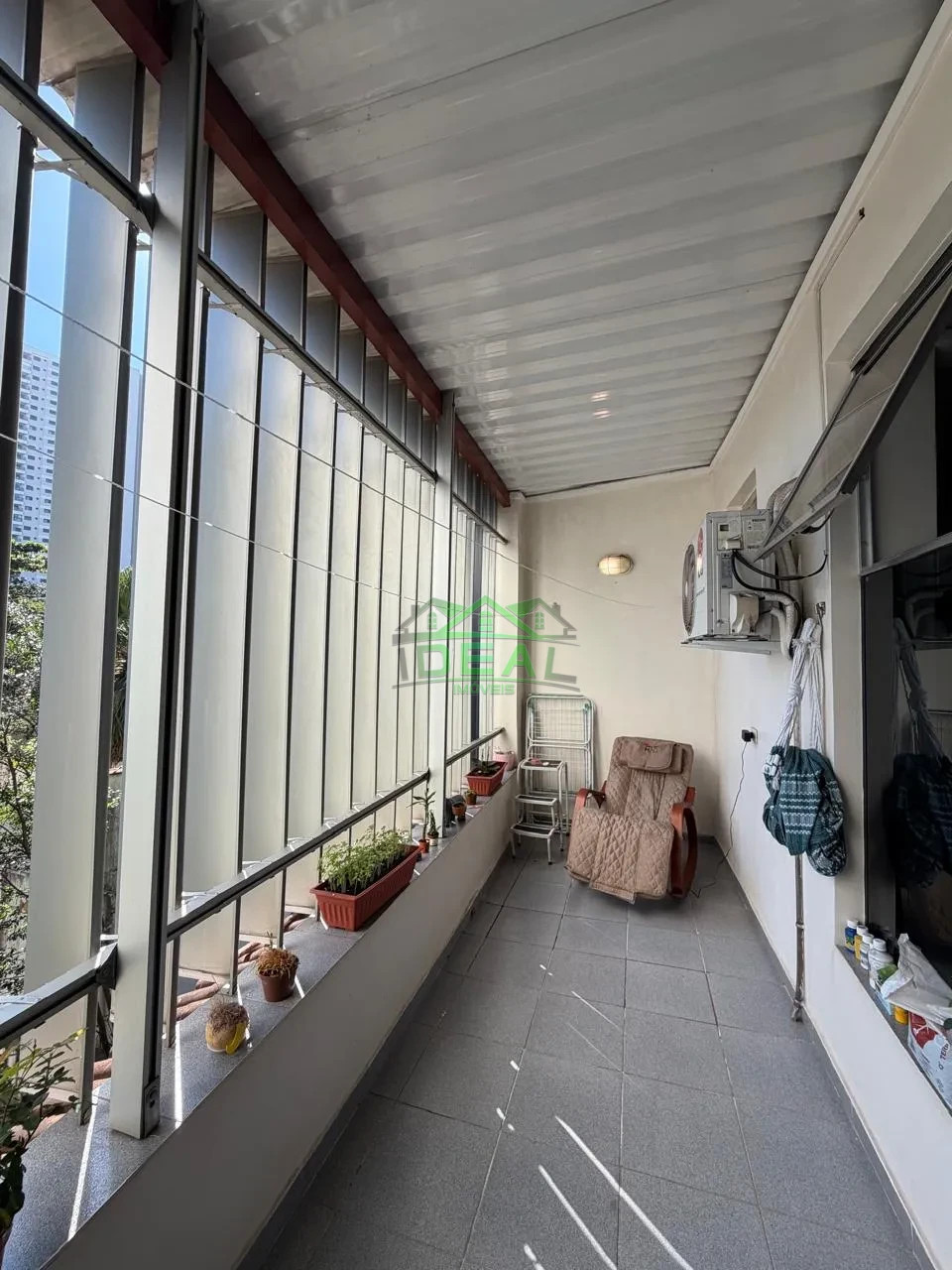 Imagens do imóveis 2 Casas para Venda na Lapa, 500m² terreno, 12 Frente