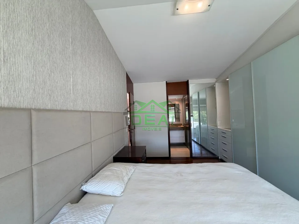 Imagens do imóveis Linda Casa de Arquiteto para Venda no Alto da Lapa, Espaço Gourmet e Piscina