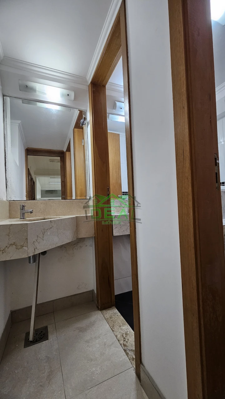 Salão Comercial para Locação em Pinheiros, Restaurante, Farmácia, entre outros