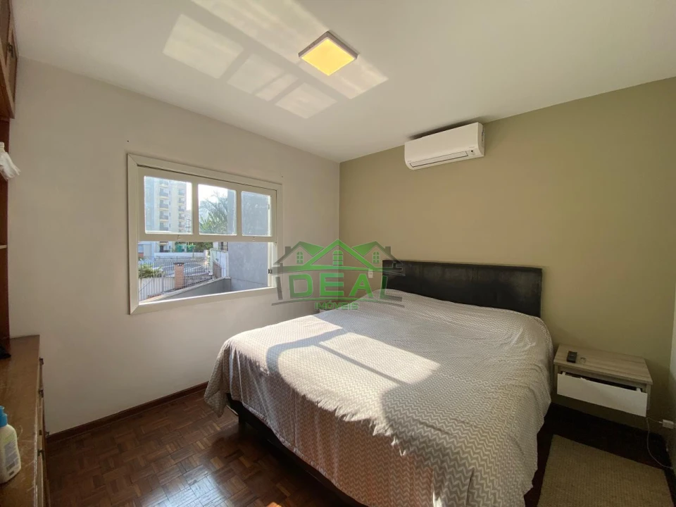 Casa Reformada para Venda no Alto da Lapa, 4 dorm, 2 vagas, 260 m², 367 m²