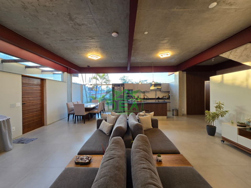 Nova casa de arquiteto à venda no Alto da Lapa!