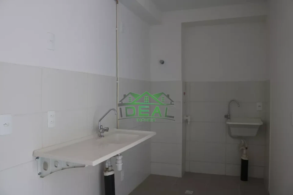 Apartamento para Alugar com 55m², 2 quartos e sem vaga