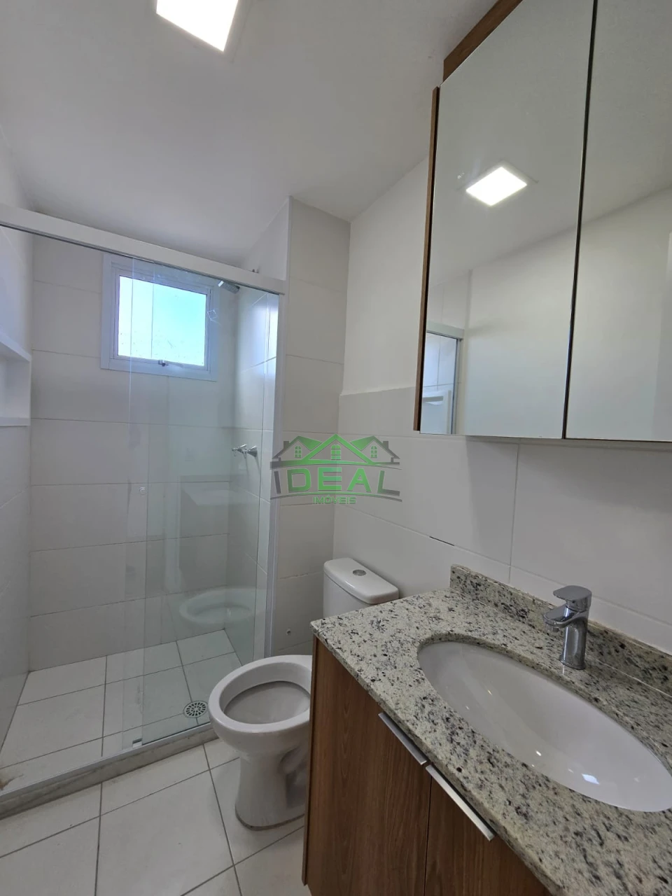 Apartamento Novo para Compra na Vila Romana, Varanda Gourmet, 2 Dorms, 1 Suíte e 1 Vaga