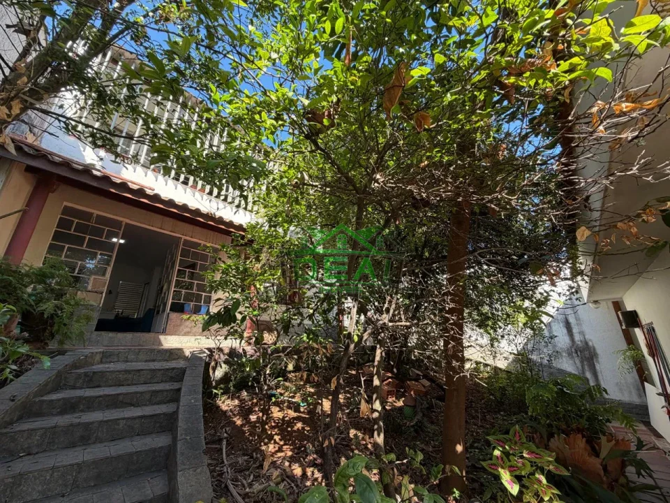 Imagens do imóveis 2 Casas para Venda na Lapa, 500m² terreno, 12 Frente