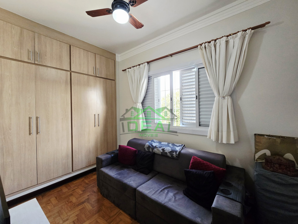 Imagens do imóveis Casa Térrea para Venda na Lapa, 4 dorm(s), 2 suite(s), 7 vaga(s), 500 m²AC e 710AT