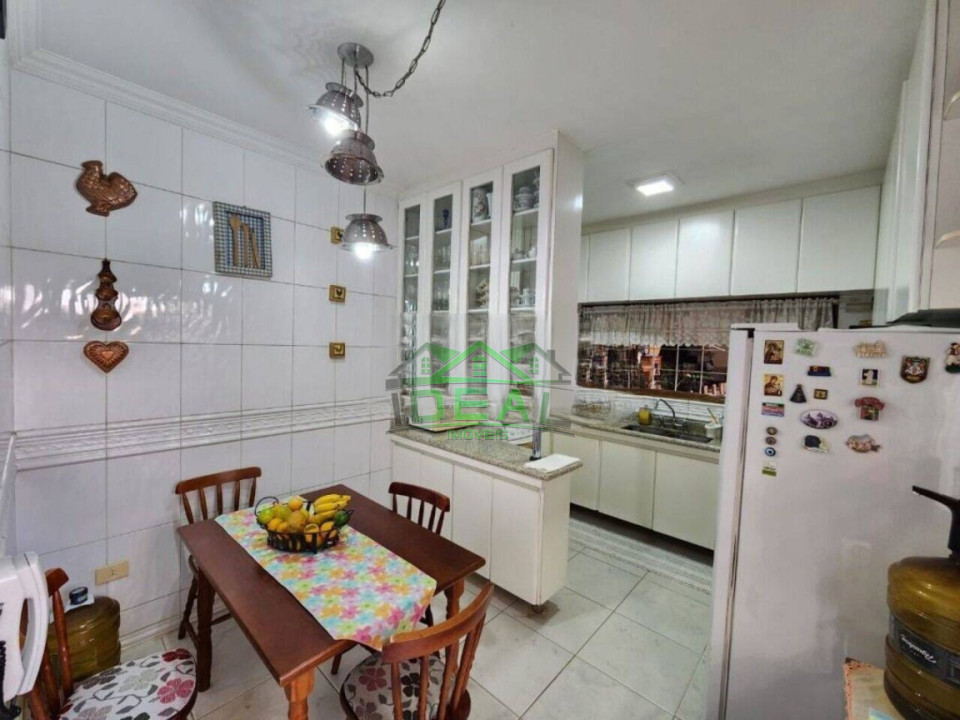 Venda Casa no Sumaré, 2 dorm, 2 suítes, 2 vagas, 160m²