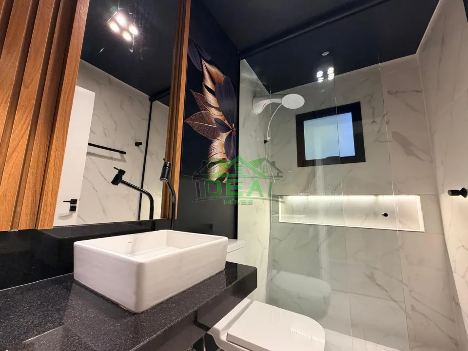 Sobrado Triplex com Pé-Direito Alto, Escritório e Terraço Gourmet no Alto da Lapa