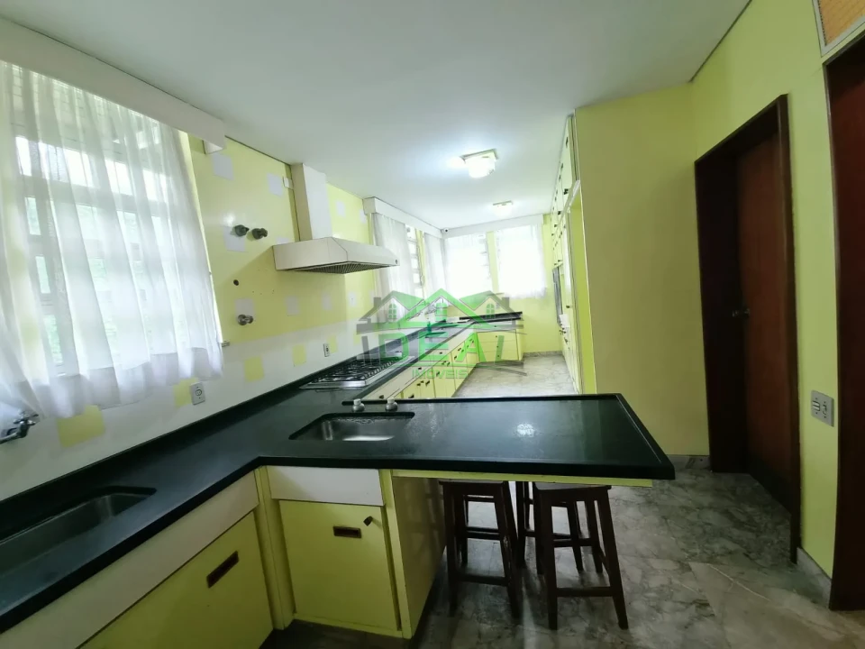 Imagens do imóveis Mansão para Venda Alto da Lapa, com 1.739 metros de terreno