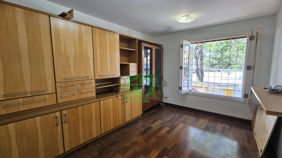 Imagens do imóveis Sobrado para alugar no Alto da Lapa, com estilo único