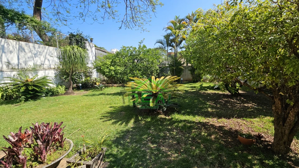 Imagens do imóveis Sobrado para alugar no Alto da Lapa, com estilo único