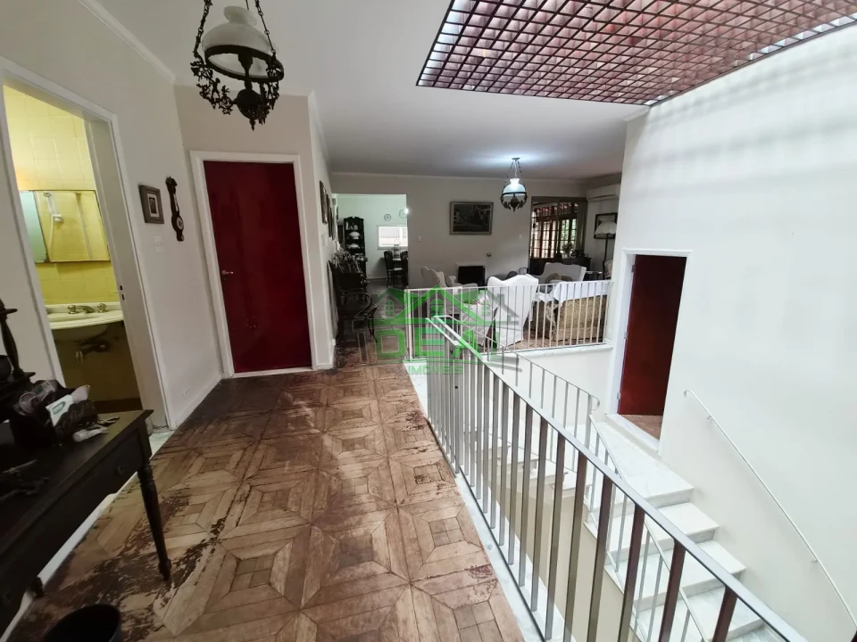 Imagens do imóveis Excelente Imóvel, com 3 dormitórios, 6 vagas de garagem