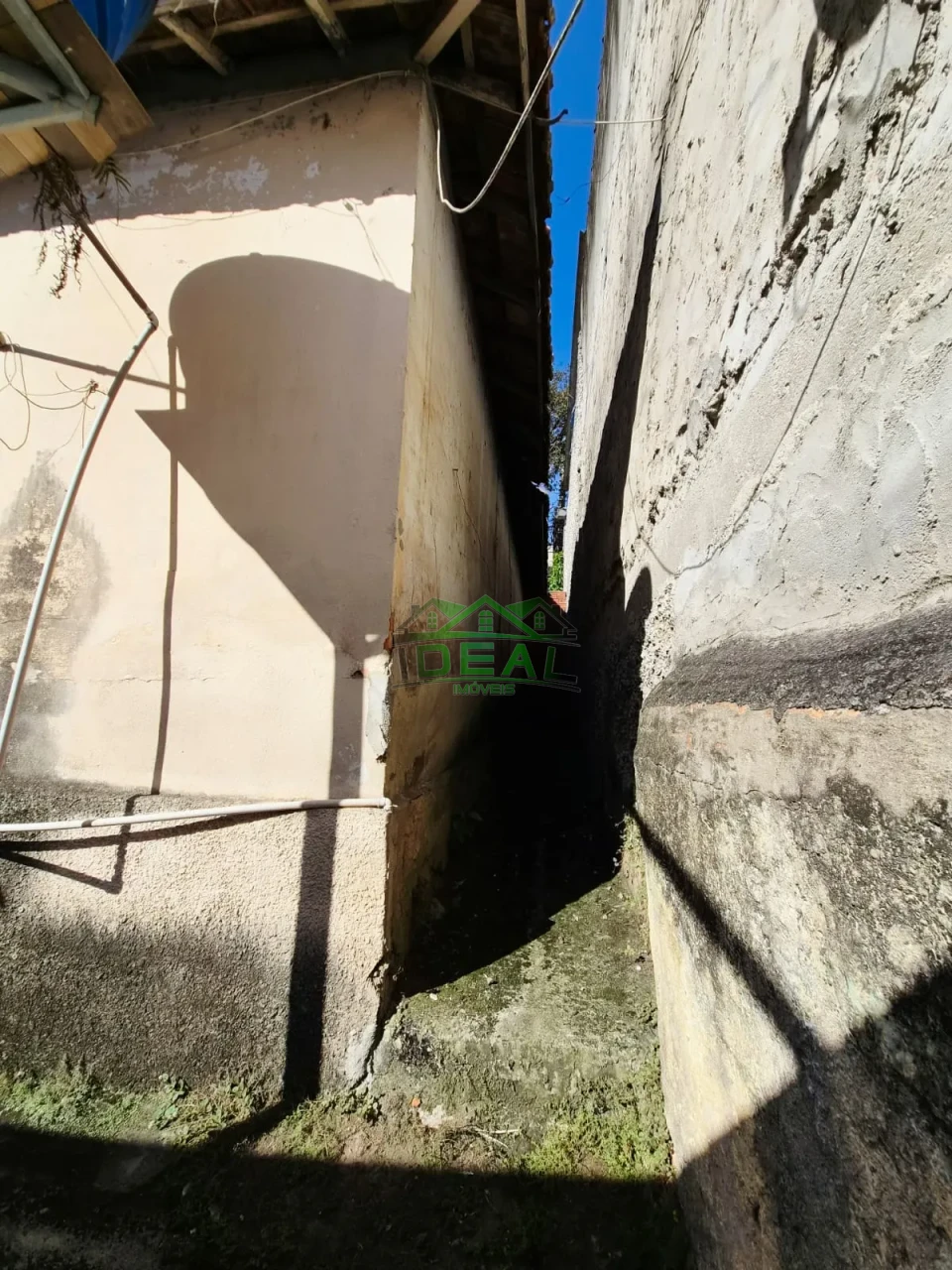 Casa térrea a venda, 2 casas no mesmo terreno, 3 vagas de garagem