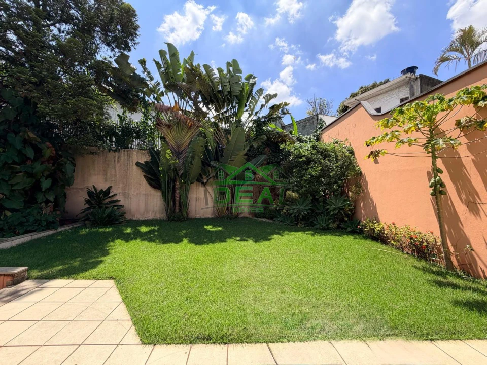 Imagens do imóveis Espaçoso Sobrado para Venda no Alto da Lapa, 4 suítes, 6 Banheiros e 6 Vagas